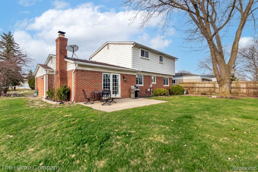 44273 Craftsbury Court, Canton, MI 48187 — Photo 4