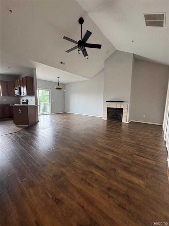 17200 Addington Drive, Commerce Twp, MI 48390 — Photo 5