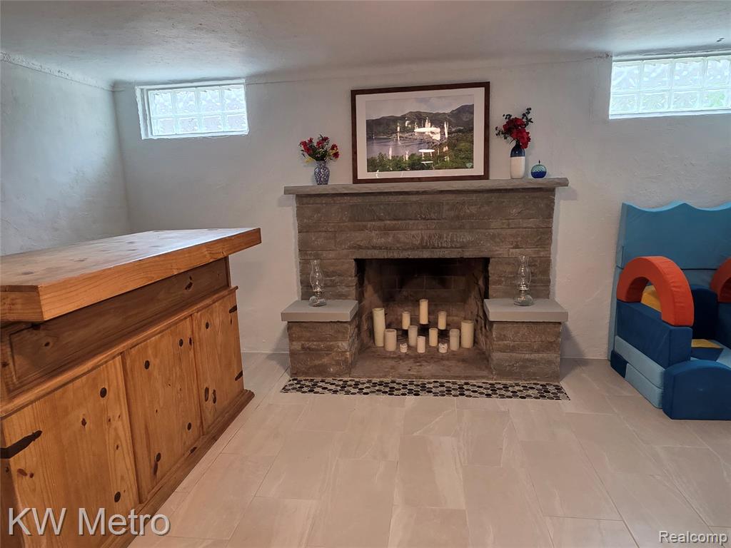 3323 Phillips Avenue, Berkley, MI 48072 — Photo 12
