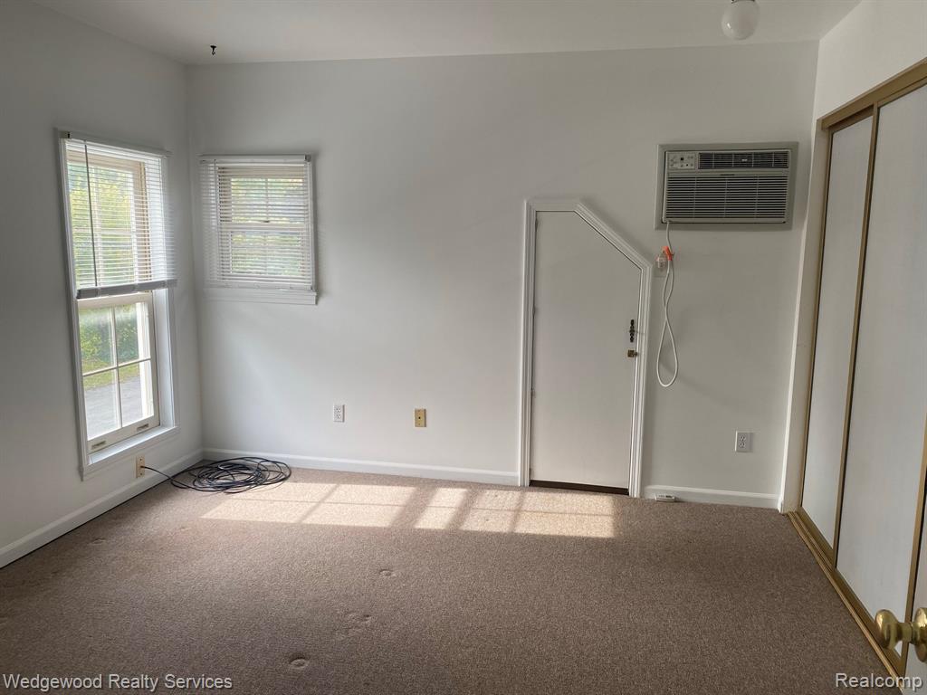 907 Monroe Street, Lapeer, MI 48446 — Photo 3