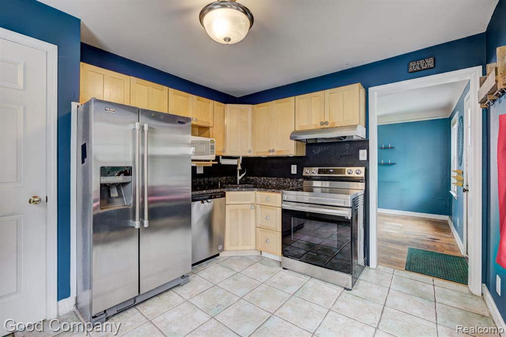 545 E Maplehurst Street, Ferndale, MI 48220 — Photo 11