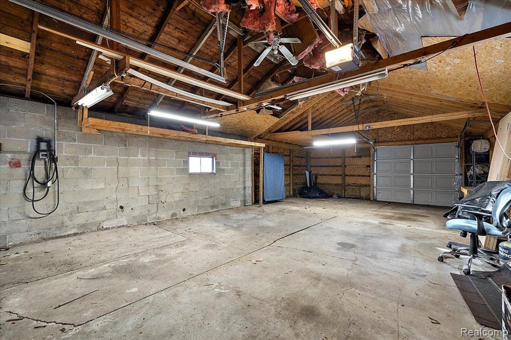 617 DEVILLEN Avenue, Royal Oak, MI 48073 — Photo 51