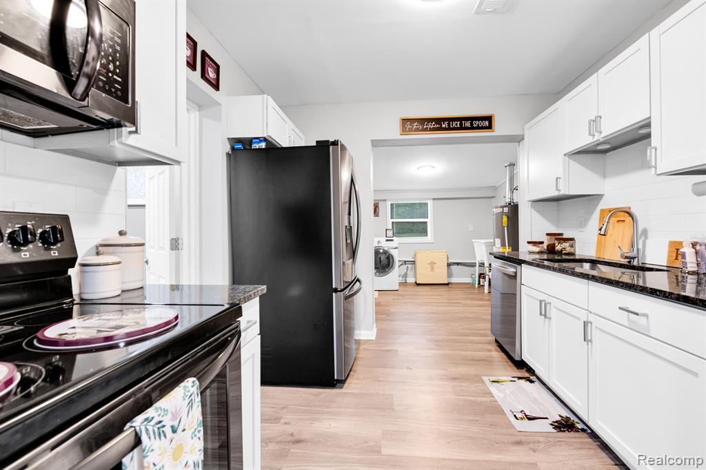 6556 WASHINGTON Street, Romulus, MI 48174 — Photo 13