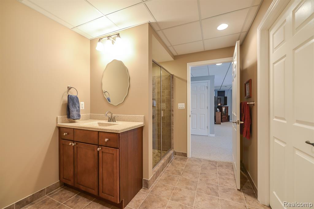 24624 ROSEMONT Drive, South Lyon, MI 48178 — Photo 25