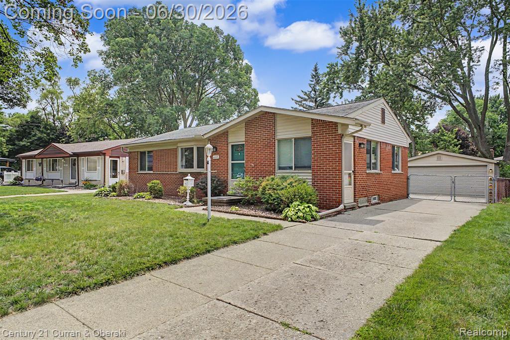 42519 Applecreek Drive, Plymouth, MI 48170 — Photo 2