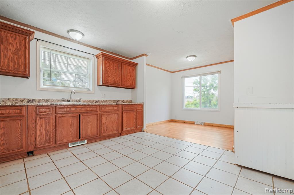 101 Stevens Street, Highland Park, MI 48203 — Photo 7