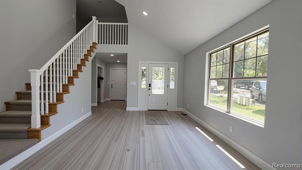 9170 River Valley Road - Photo 3
