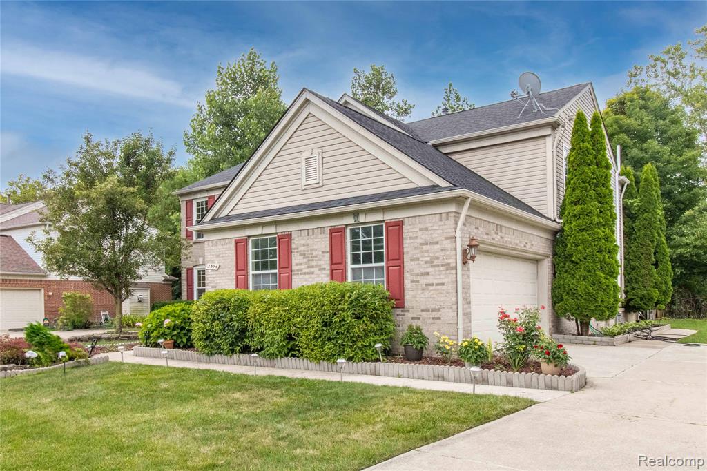 3374 Empire State Drive, Canton, MI 48188 — Photo 3