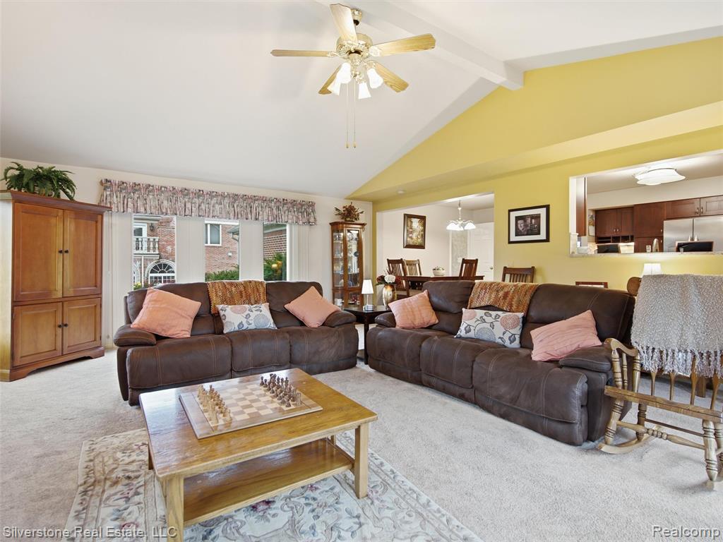 6577 Edith Court, Troy, MI 48085 — Photo 13