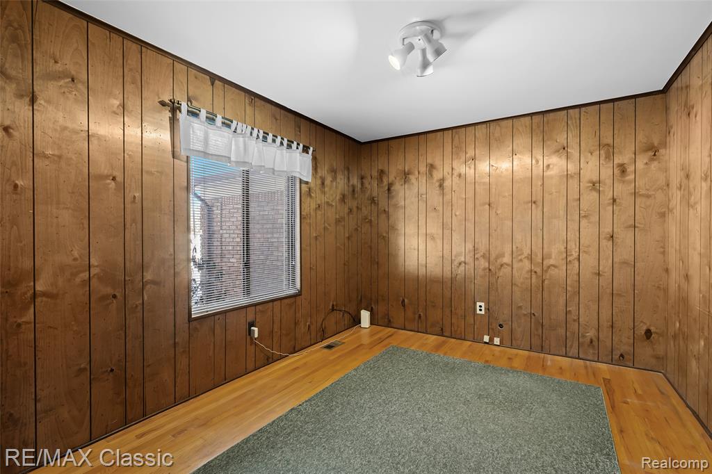 6313 Kiev Street, West Bloomfield, MI 48324 — Photo 7