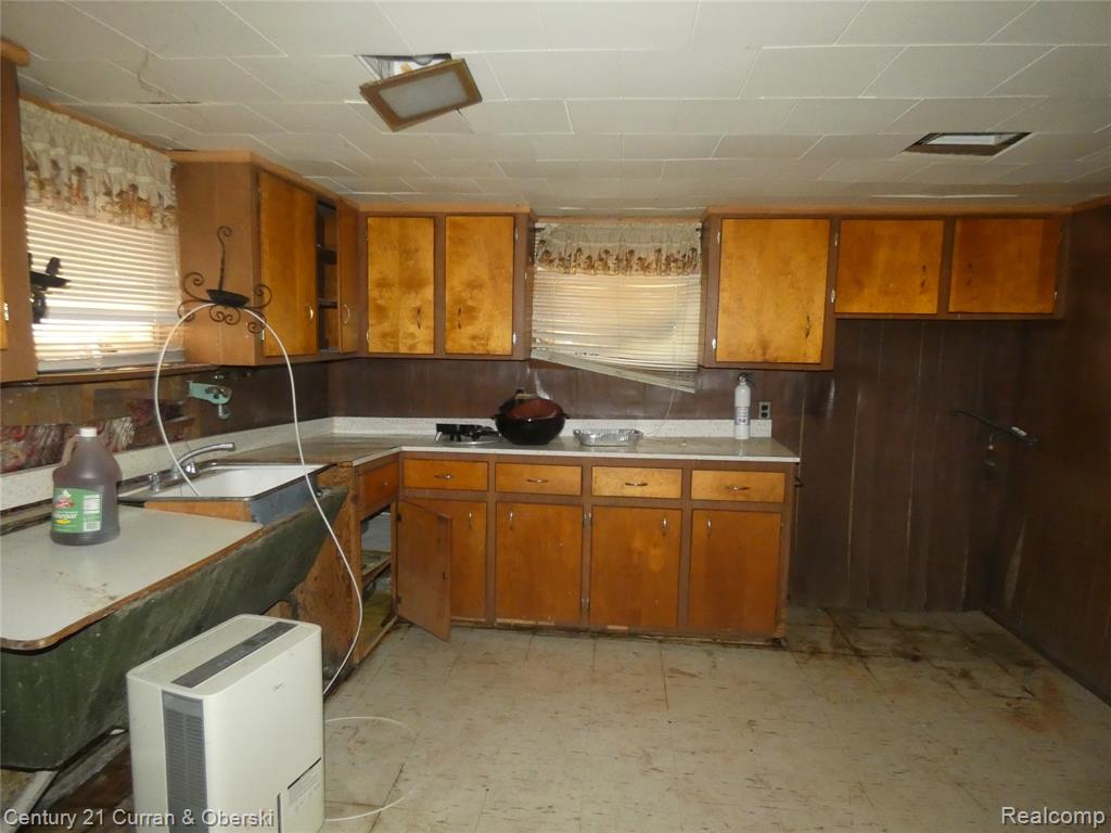 5016 Greenway Street, Detroit, MI 48204 — Photo 23
