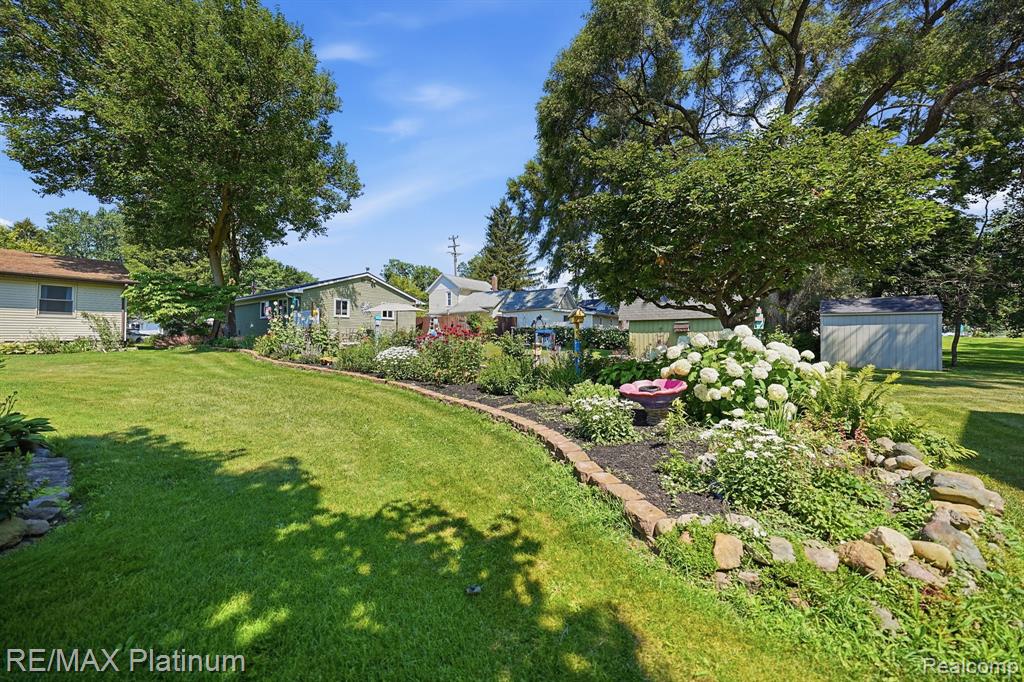 127 S East Street, Fowlerville, MI 48836 — Photo 26