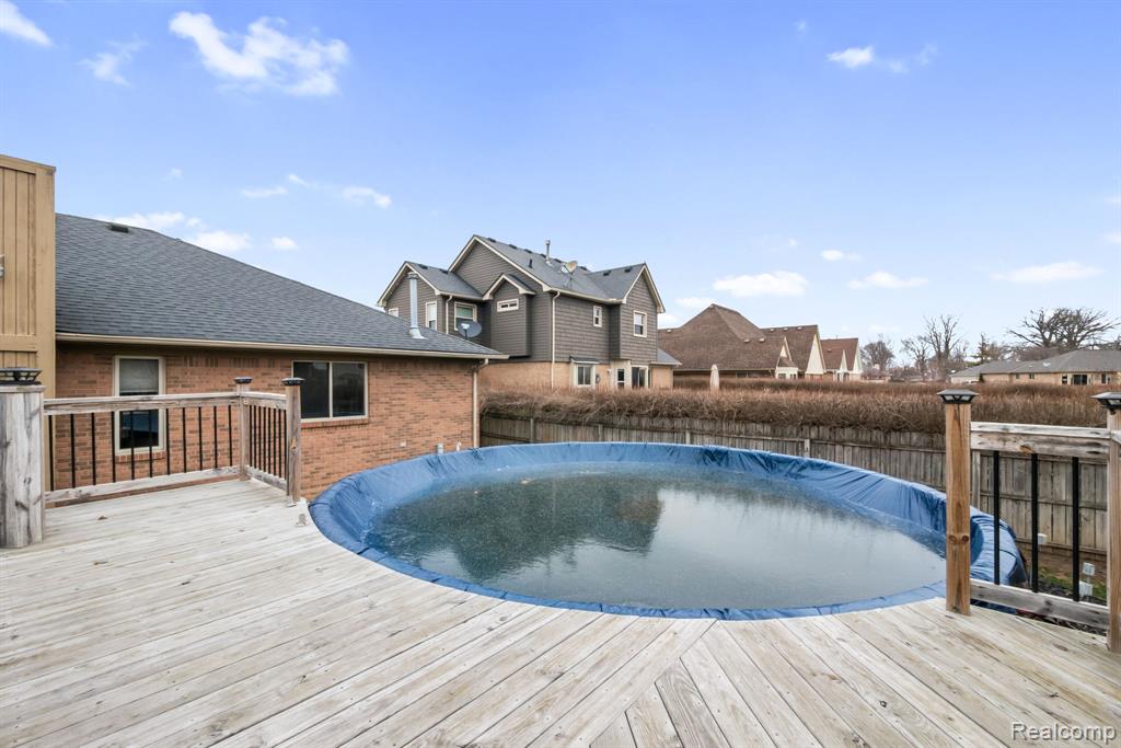 49248 Berkshire Drive, Chesterfield, MI 48047 — Photo 12