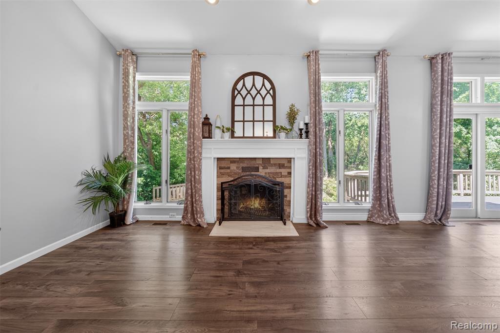 8694 Brazos Court, White Lake, MI — Photo 5