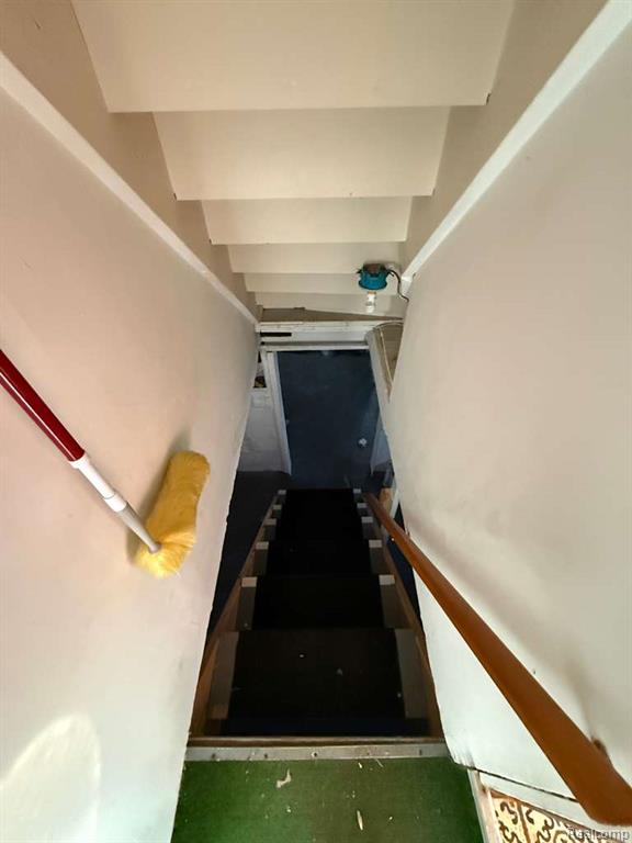 819 Cawood Street, Lansing, MI 48915 — Photo 15