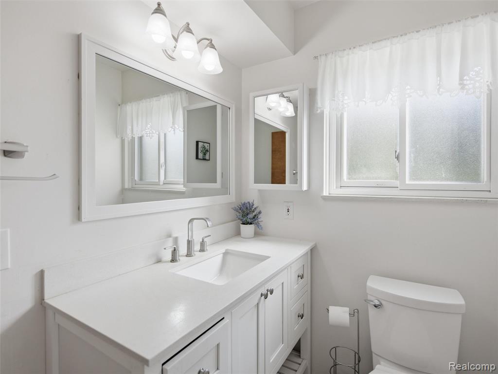 4040 Taggett Lake Drive, Highland, MI — Photo 23