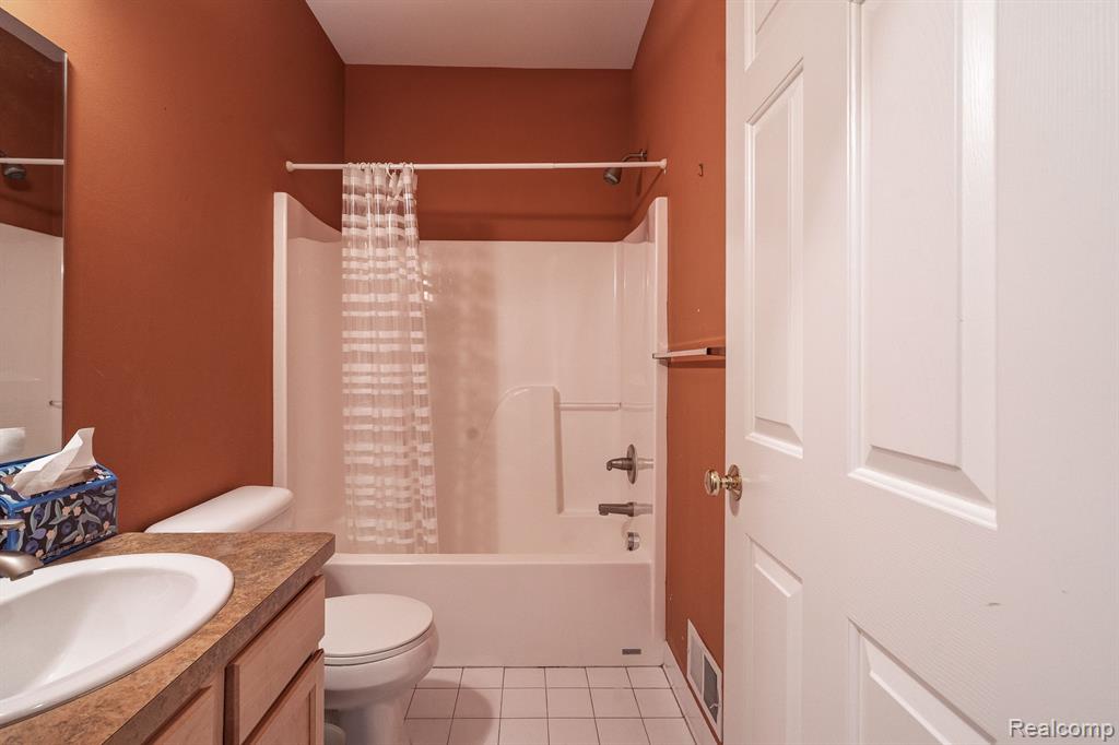 41572 HAMLET Lane, Novi, MI — Photo 11