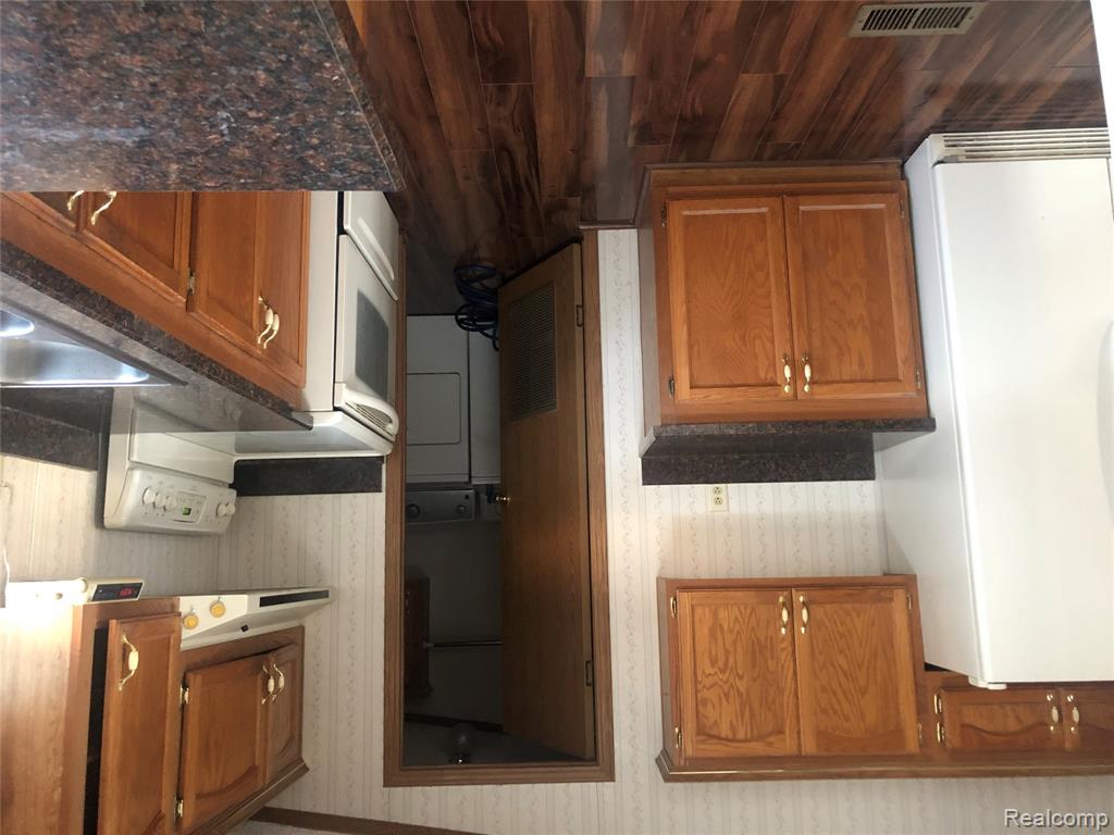 7336 Scotland Circle, Alma, MI 48801 — Photo 5