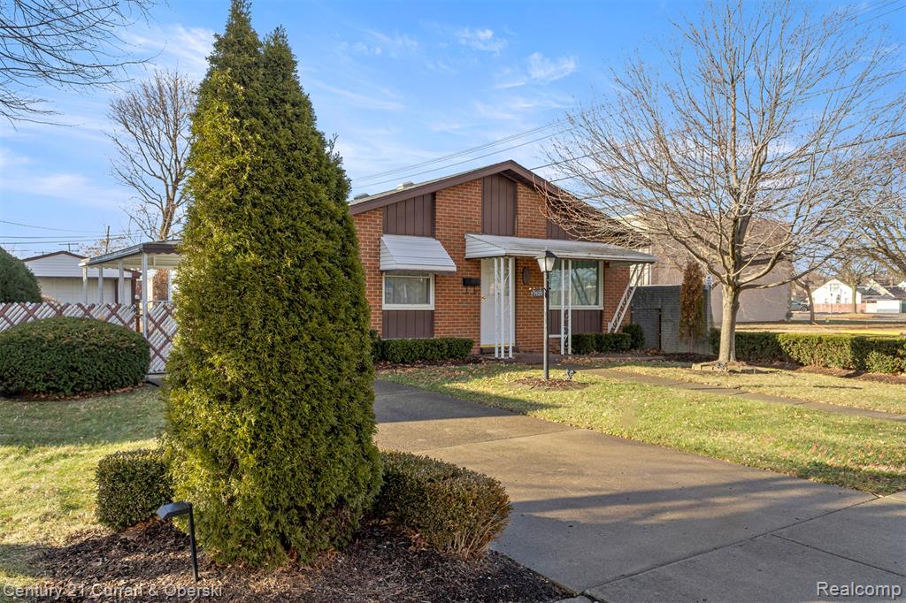 7120 Jackson Avenue, Taylor, MI 48180 — Photo 3