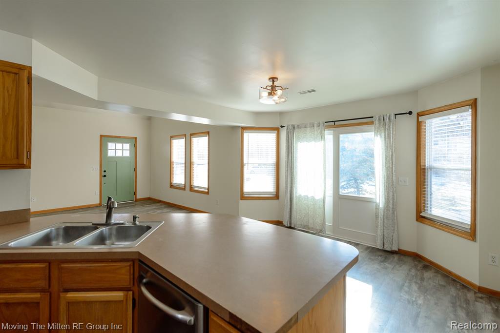 7373 Valley Drive, Brighton, MI 48116 — Photo 13