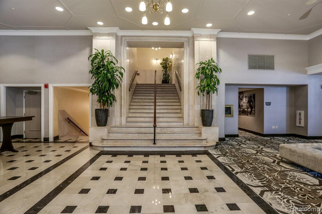 525 W Lafayette Boulevard, 14D, Detroit, MI 48226 — Photo 33