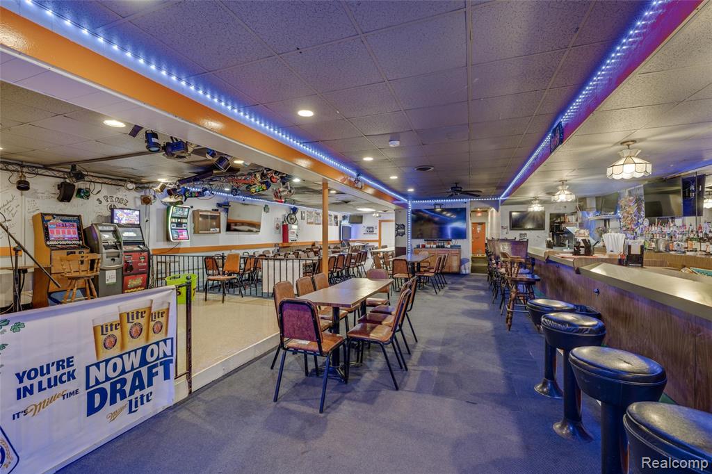 844 E 10 Mile Road, Hazel Park, MI 48030 — Photo 37