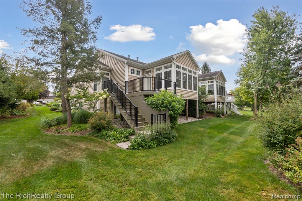 4172 Hamlet Cove, 14, Bath, MI 48808 — Photo 28