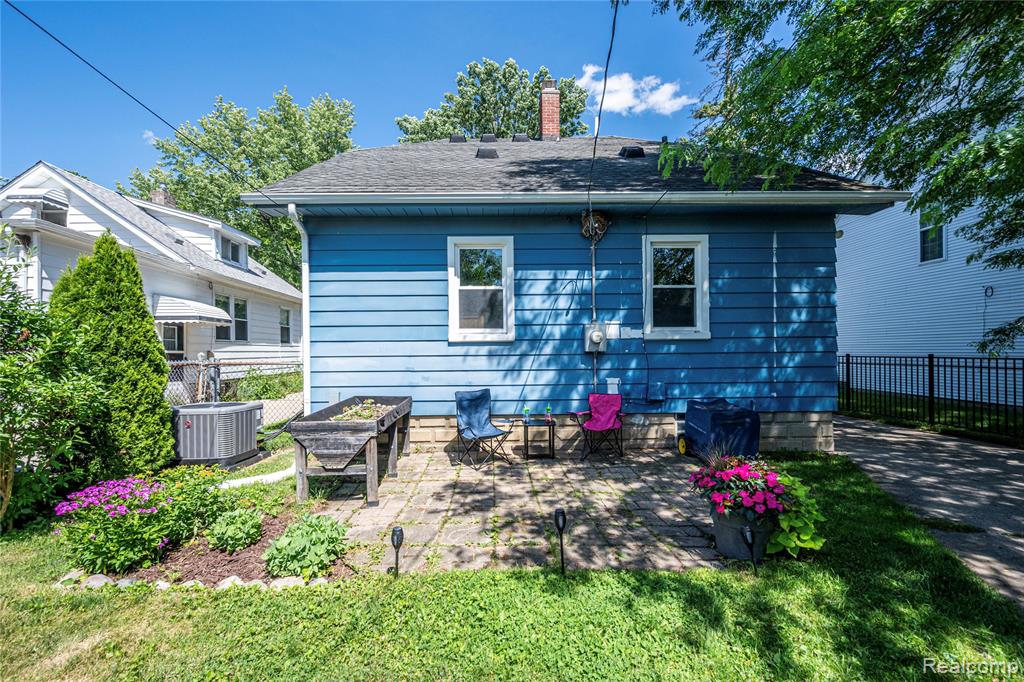 2979 Royal Avenue, Berkley, MI 48072 — Photo 25