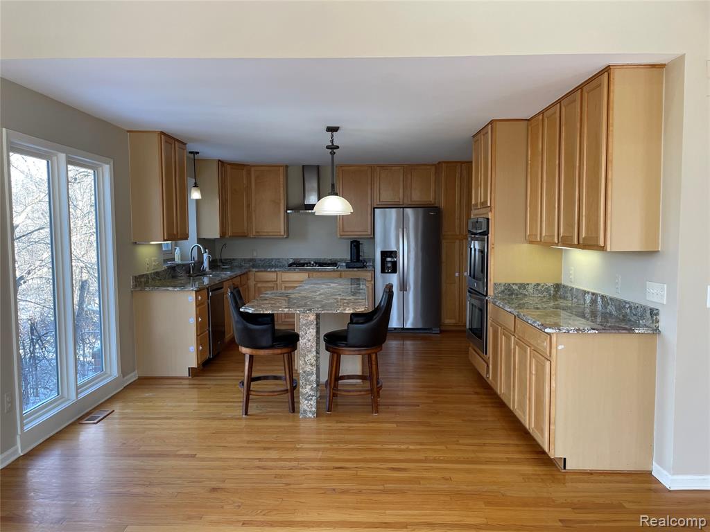 4765 Woodbine Circle S, West Bloomfield, MI 48323 — Photo 33