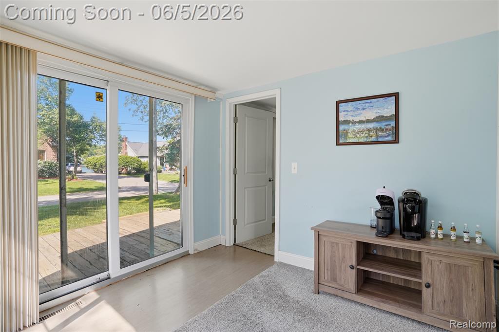 7085 Colony Drive, West Bloomfield, MI 48323 — Photo 6