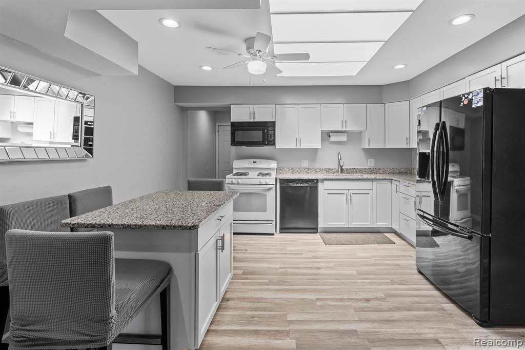 5529 MANSFIELD Avenue, Sterling Heights, MI 48310 — Photo 8
