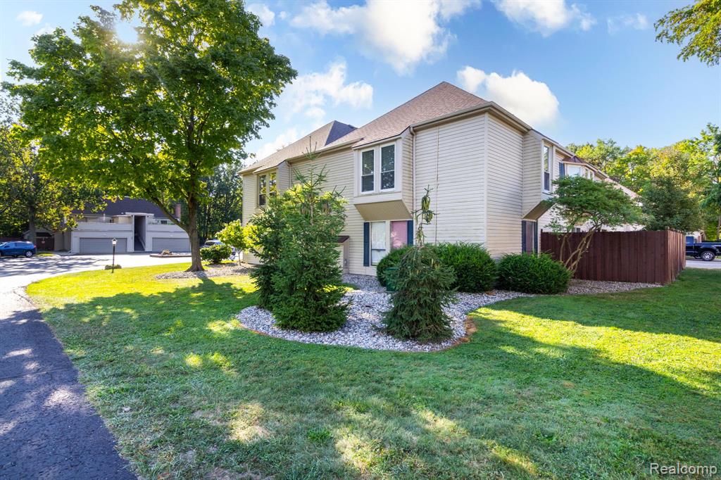 8095 Colony Drive, 23, Grosse Ile, MI 48138 — front exterior