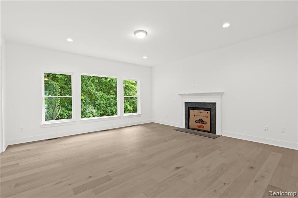 5179 WIMBLEDON Circle, Ann Arbor, MI 48108 — Photo 12