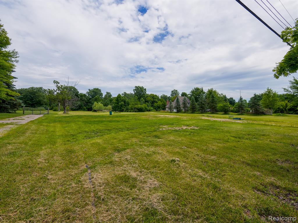 8805 Cogswell Street, Romulus, MI 48174 — Photo 2