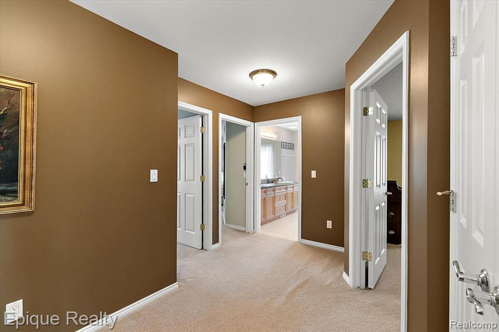 5675 Golf Pointe Drive, Clarkston, MI 48348 — Photo 36