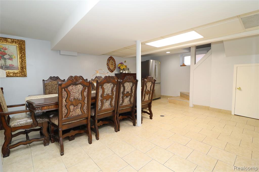 4561 Curtis Street, Dearborn, MI 48126 — Photo 21