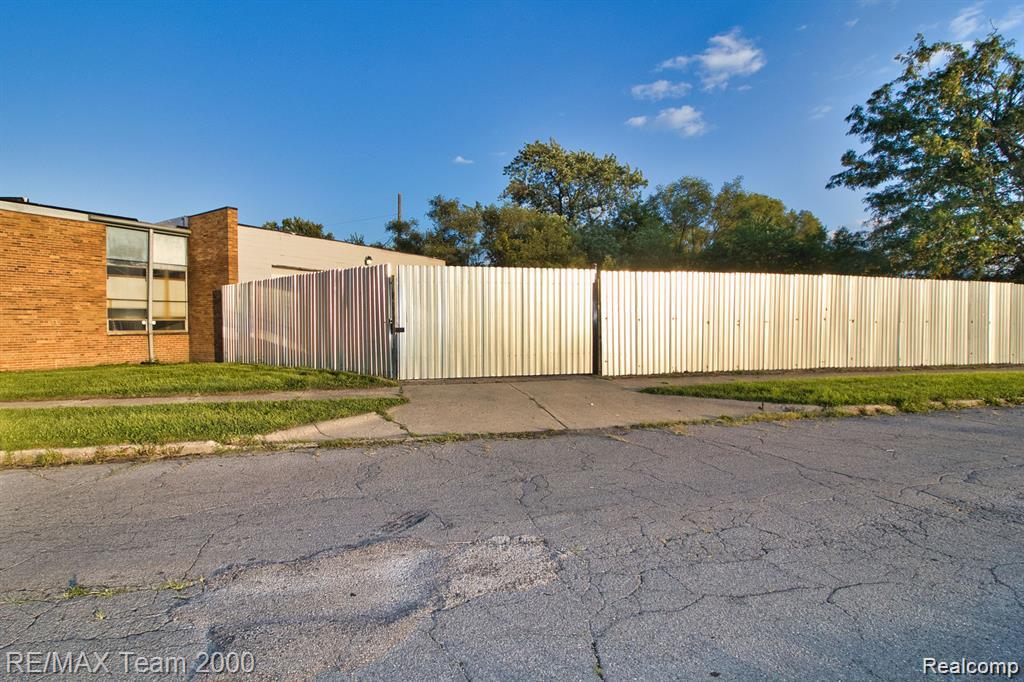 8401 W Chicago, Detroit, MI 48204 — Photo 3