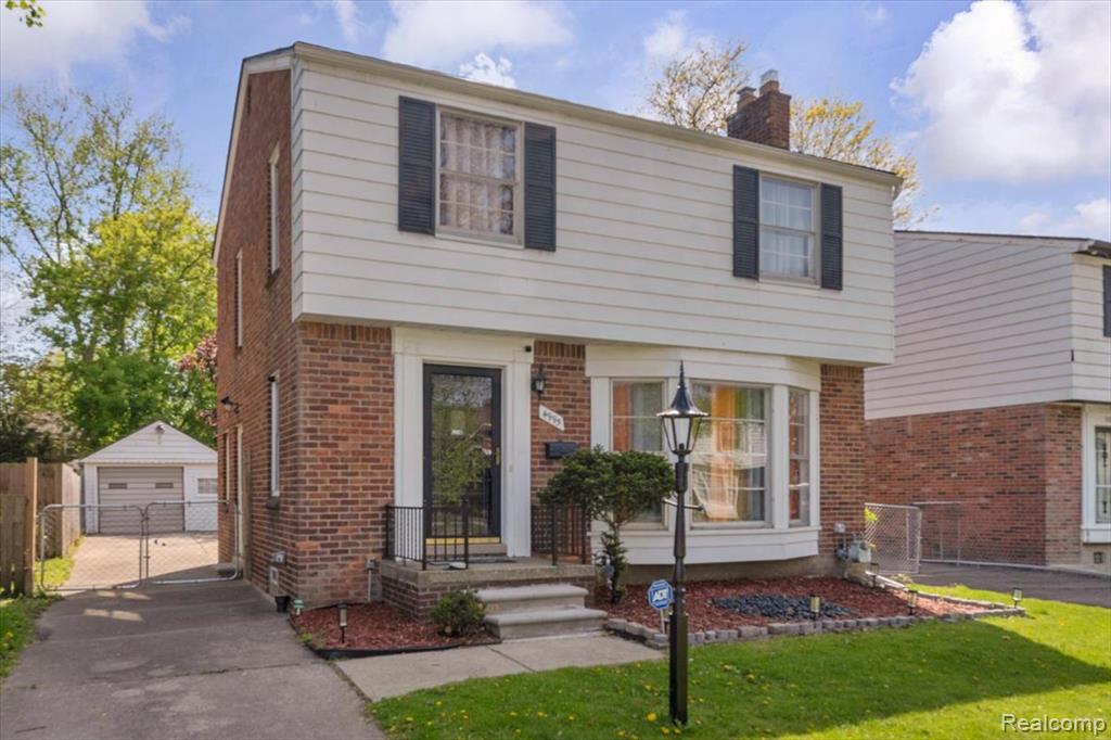 4995 Hillcrest Street, Grosse Pointe, MI 48236 — Photo 3