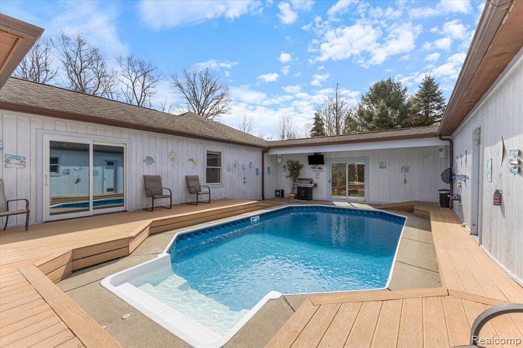 572 CASEMER Road, Lake Orion, MI — Photo 22