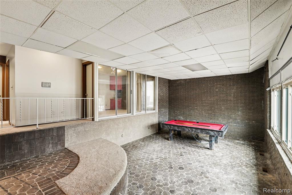 13490 Lakebrook Drive, Fenton, MI 48430 — Photo 21