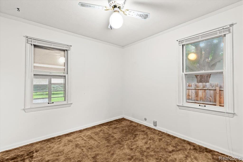 4069 GRIFFITH Avenue, Berkley, MI 48072 — Photo 14