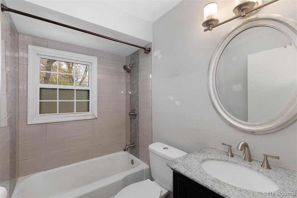 3221 Shenandoah Drive, Royal Oak, MI, 48073