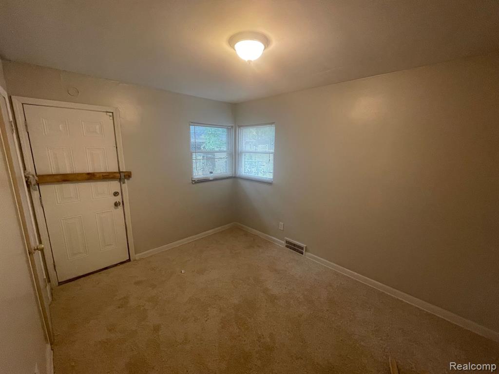 5591 BUCKINGHAM Avenue, Detroit, MI 48224 — Photo 7