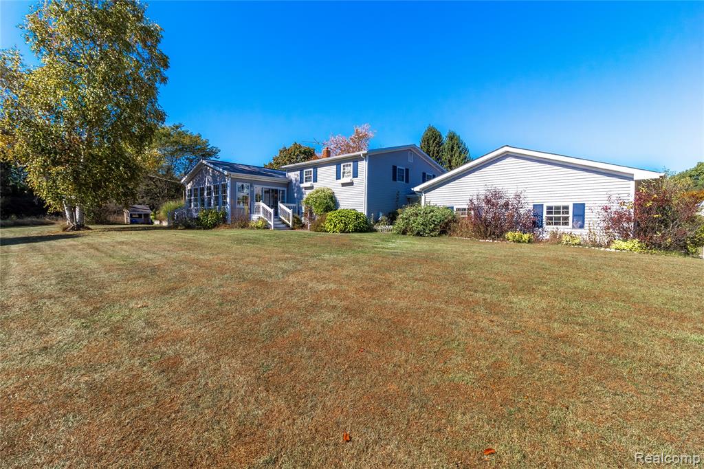 4705 LONSBERRY Road, Columbiaville, MI 48421 — Photo 35