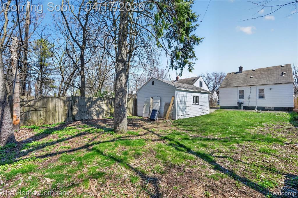 9077 Fielding Street, Detroit, MI 48228 — Photo 38