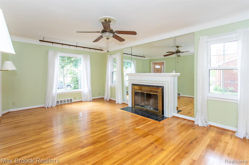 1852 Edgewood Boulevard, Berkley, MI 48072 — Photo 8