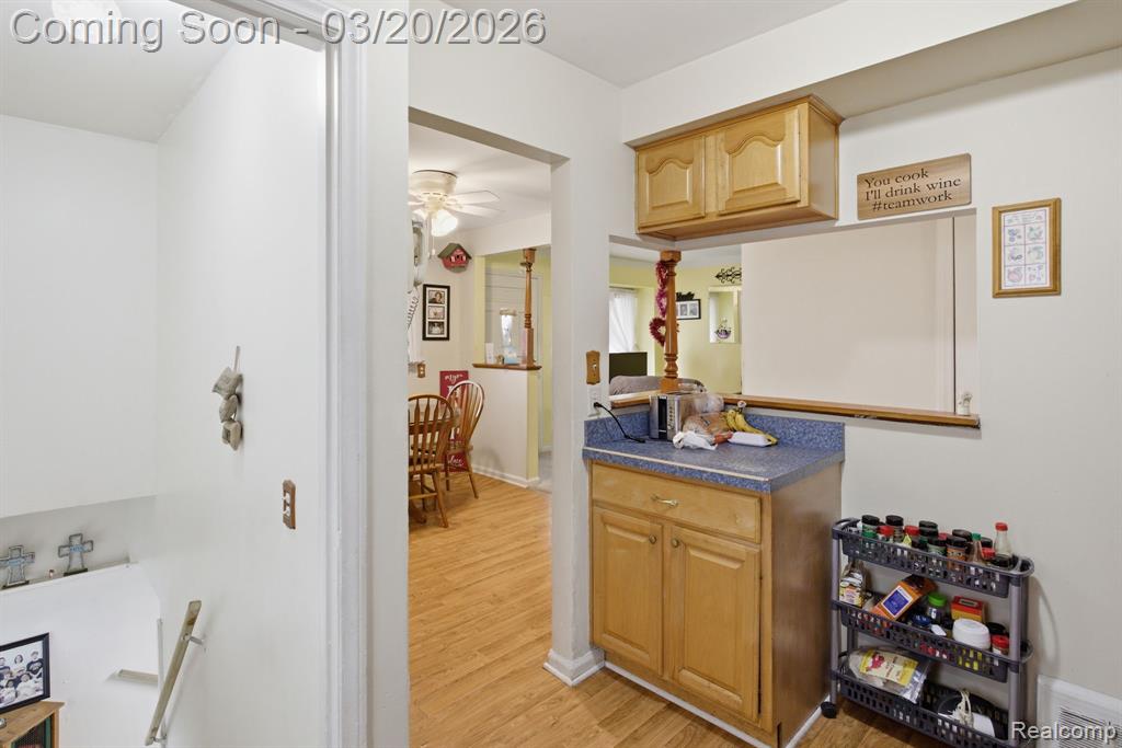17630 Brady, Redford, MI 48240 — Photo 15