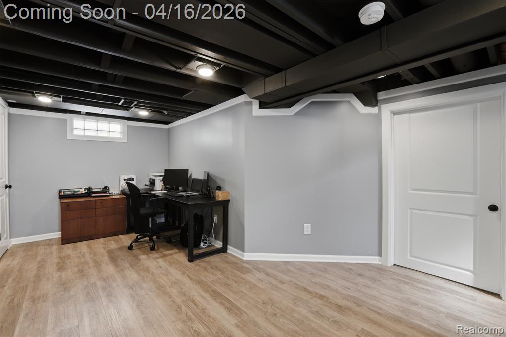 4350 Mandalay Avenue, Royal Oak, MI 48073 — Photo 30