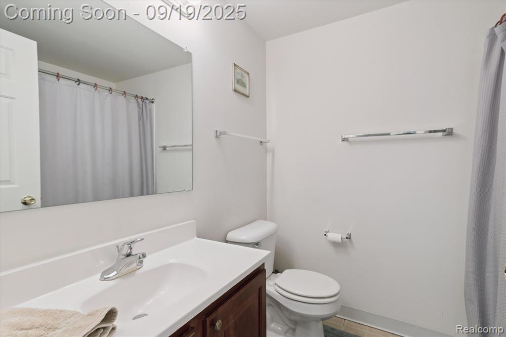 16455 Terrace Village Drive, Taylor, MI 48180 — Photo 18