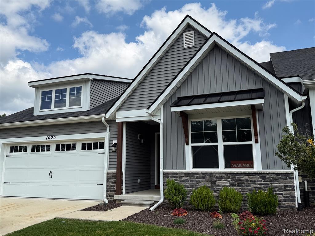 1025 CAMELLIA Circle, 41, Howell, MI 48843